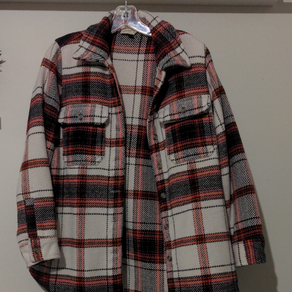 Women Warm Size XS Universal Thread Red and Black Plaid Shacket